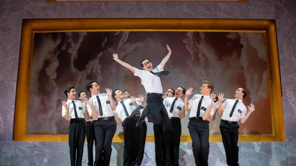 Escena The Book of the Mormon.