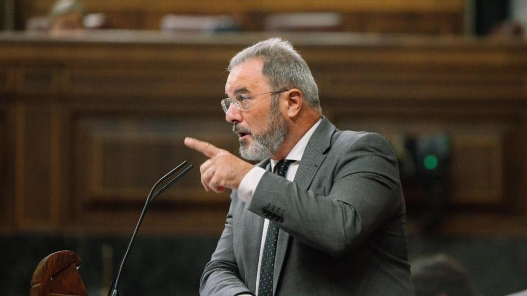 Carlos Flores Juberías, diputado de Vox, en el Congreso de los diputados. EE