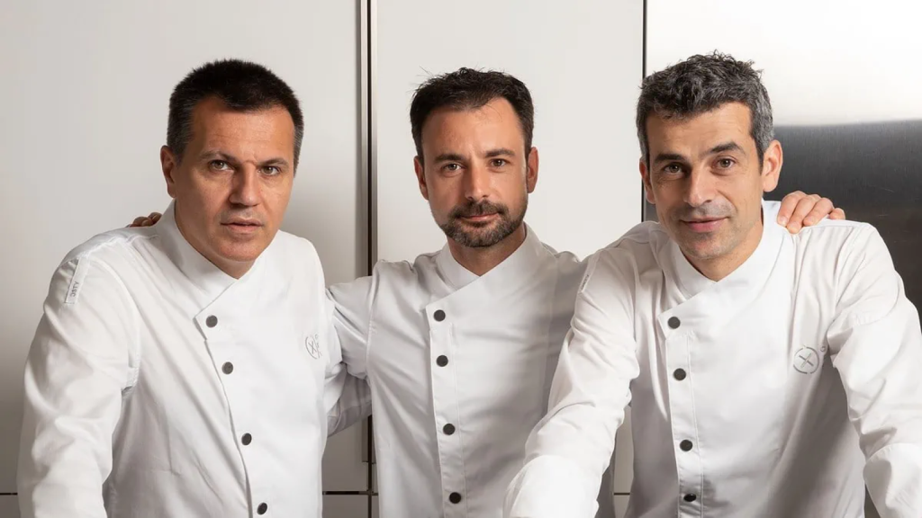 Oriol Castro, Mateu Casañas y Eduard Xatruch, chefs detrás de Disfrutar.