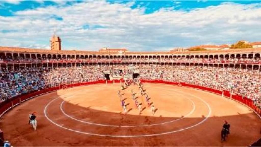 Vista interior de la plaza de toros La Glorieta de Salamanca