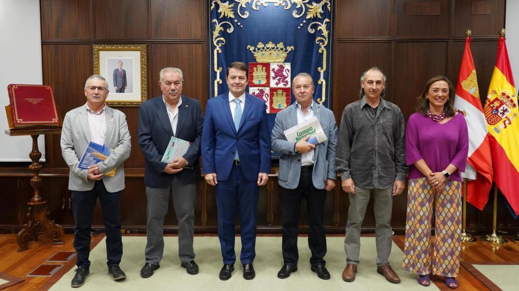 El presidente de la Junta de Castilla y León, Alfonso Fernández Mañueco, mantiene un encuentro con los representantes de las Organizaciones Profesionales Agrarias de Castilla y León, este viernes