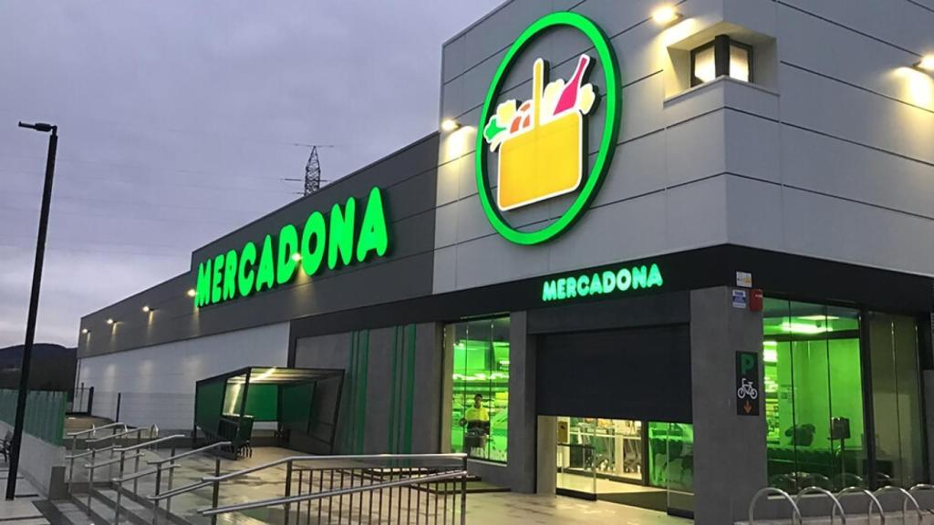 Fachada de un Mercadona