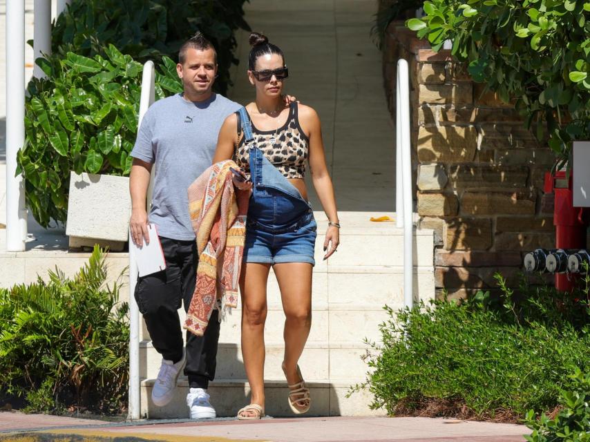 Cristina Pedroche y David Muñoz, en una fotografía tomada en abril de 2023, en Miami, Estados Unidos.