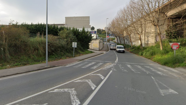 Atropellan a dos mujeres cuando cruzaban por un paso de peatones en avenida de A Pasaxe