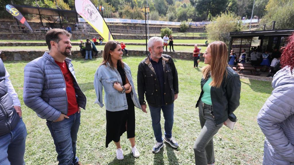 El secretario general del Partido Socialista de Castilla y León, Luis Tudanca, y la vicesecretaria general del partido, Virginia Barcones, asisten al campeonato Trial de las Naciones