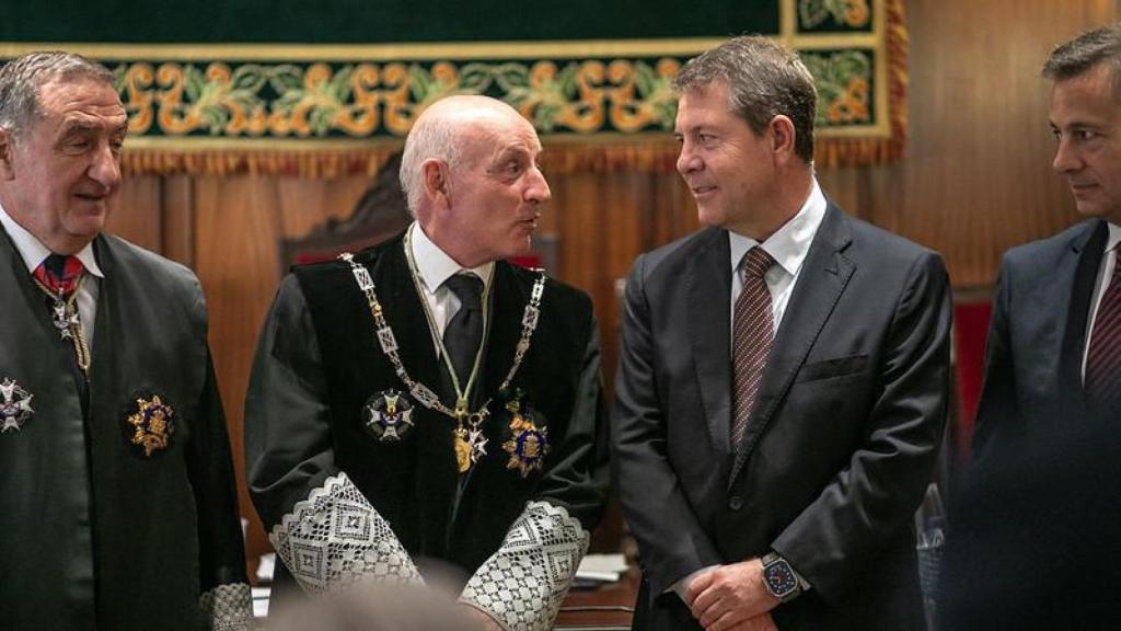 Vicente Rouco junto al presidente de Castilla-La Mancha, Emiliano García-Page.