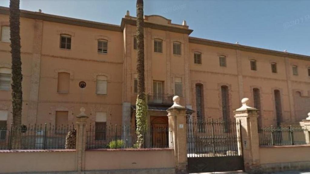 El antiguo asilo de Orihuela, donde se prevé la reubicación de la residencia Oriol.