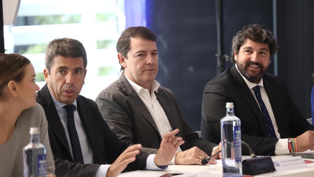 El presidente de la Junta, Alfonso Fernández Mañueco, durante la reunión del Comité Ejecutivo Nacional del PP, este lunes