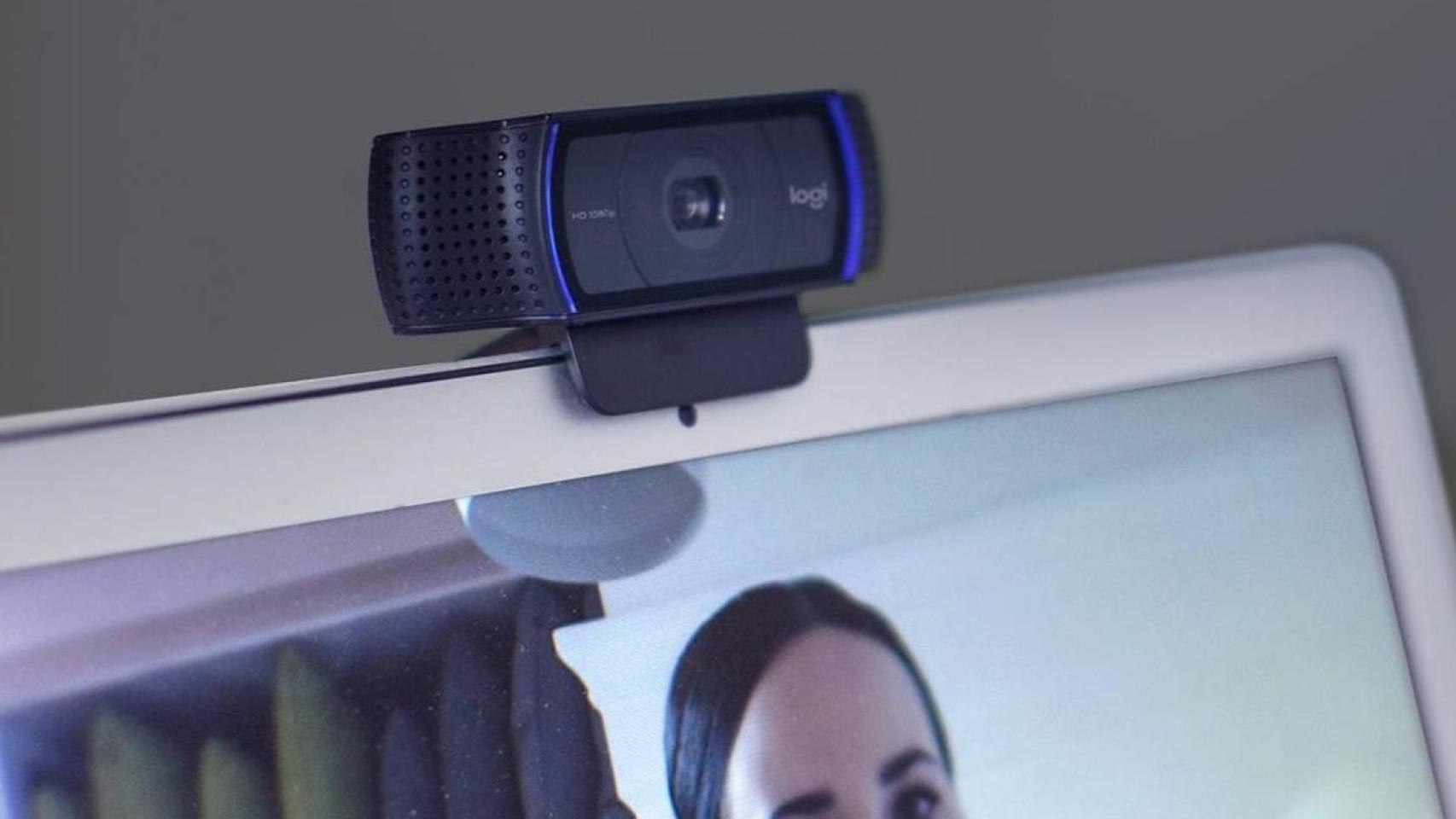 La webcam Logitech más recomendada por los streamers hunde su precio en Amazon: ¡tiene un descuento del 54%!