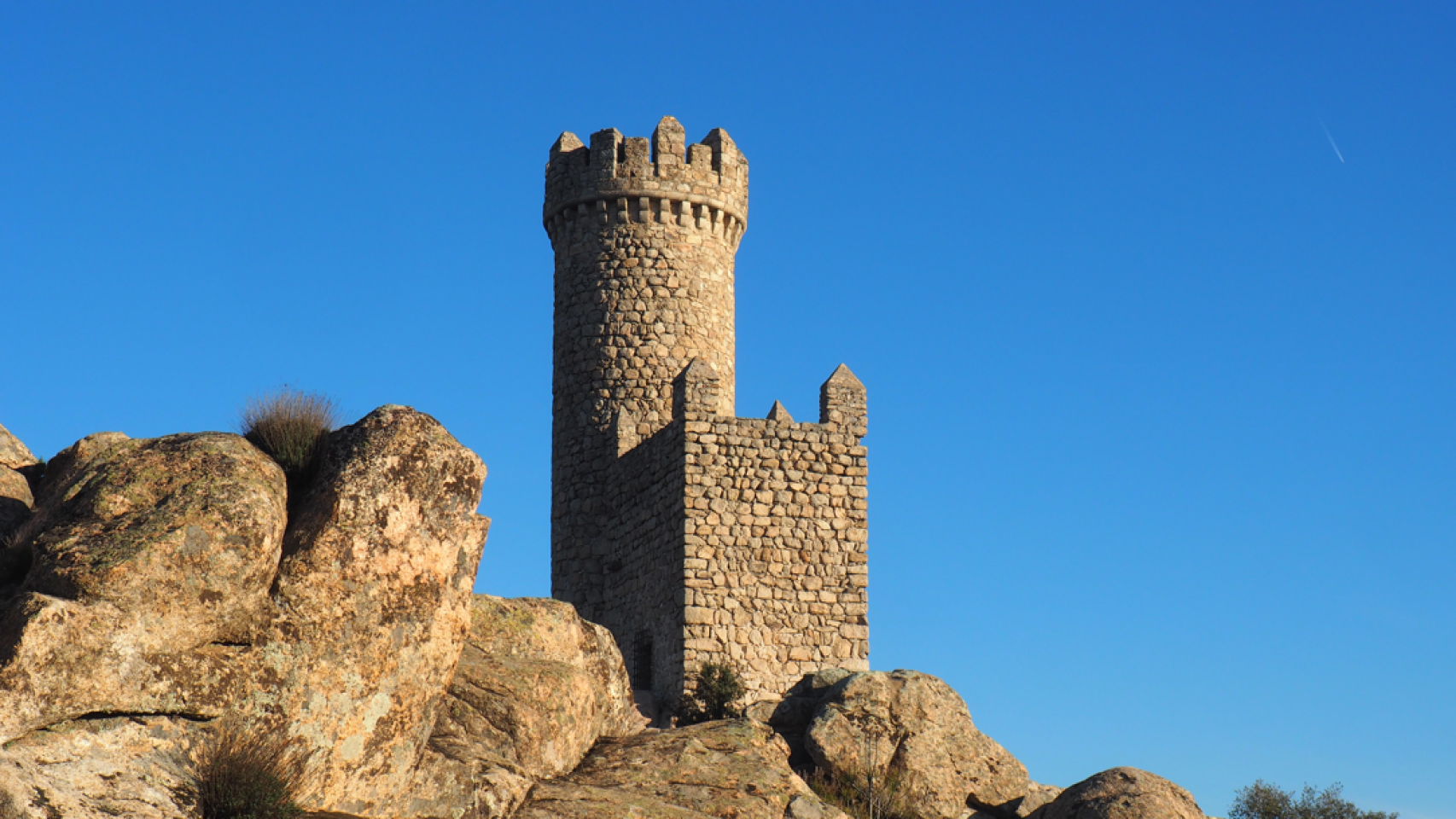 La torre de Los Lodones, en el municipio de Torrelodones.