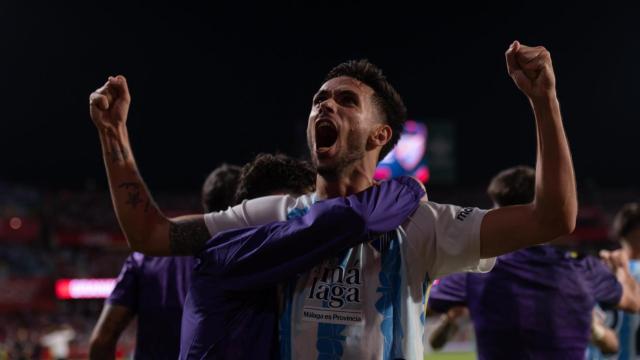 Nelson Monte celebra su gol contra el Granada CF.