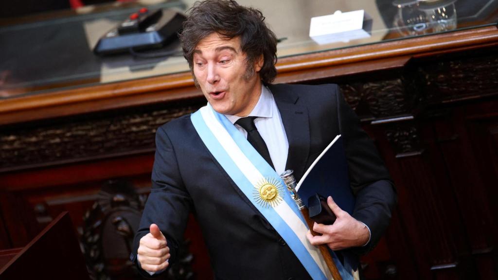 El presidente argentino, Javier Milei , presenta en Buenos Aires el presupuesto para el año fiscal 2025.