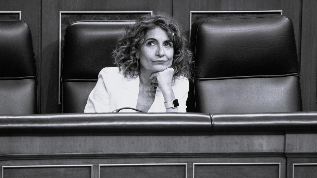 La vicepresidenta del Gobierno y ministra de Hacienda, María Jesús Montero, en el Congreso de los Diputados.