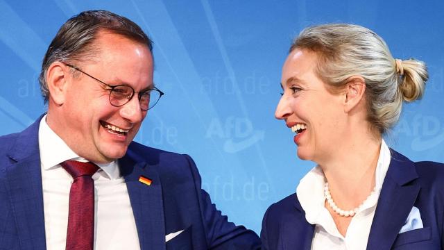 Tino Chrupalla y Alice Weidel, de Alternativa por Alemania (AfD).