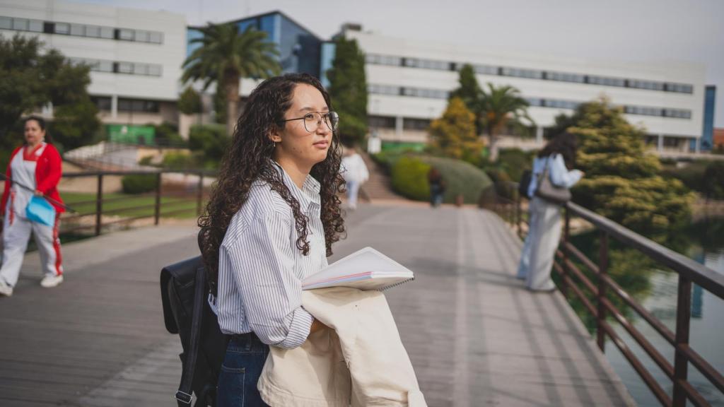 Waheda en la Universidad Europea de Madrid.