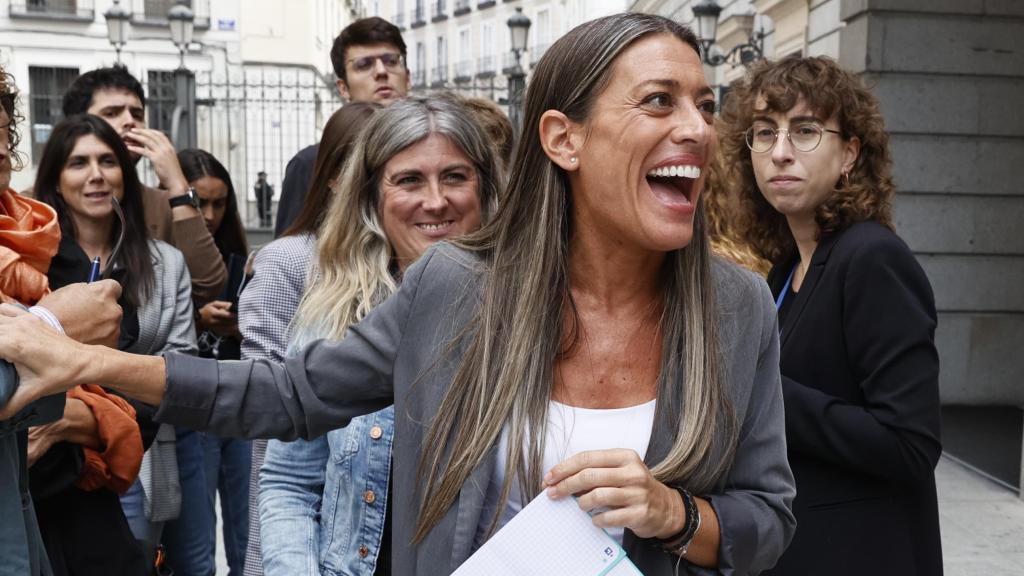 La diputada de Junts Míriam Nogueras, este martes en el patio del Congreso.