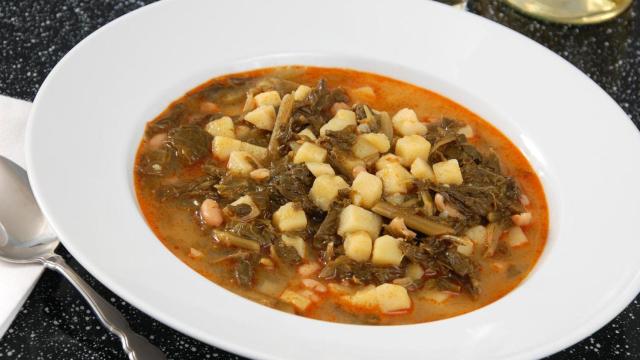 Caldo gallego.