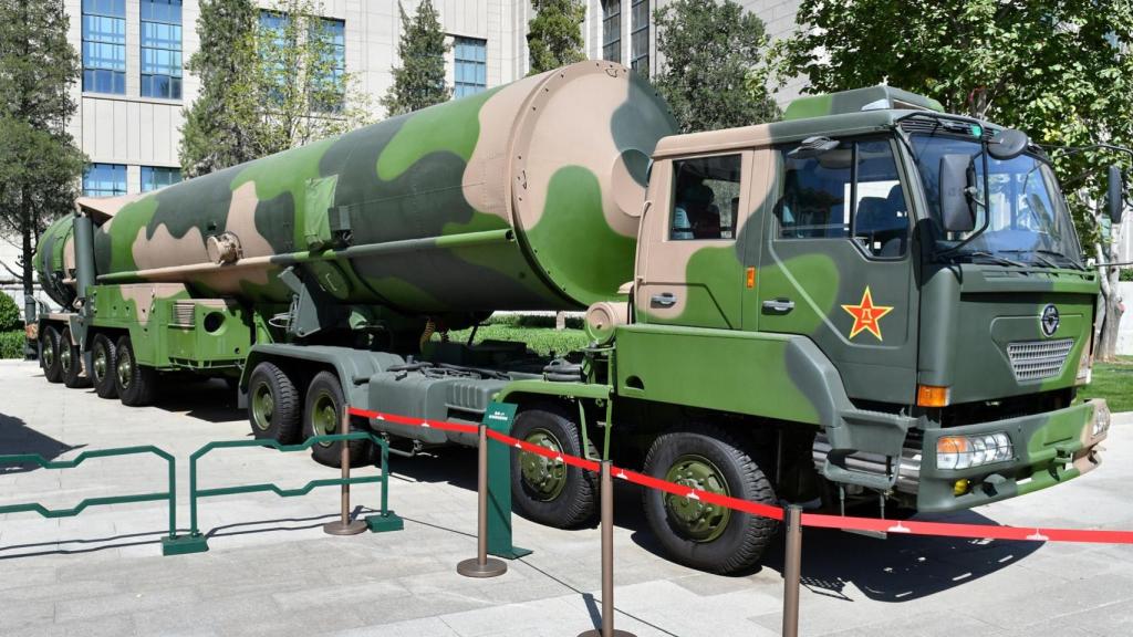 Misil balístico DF-31 expuesto en un museo ubicado en China, en 2017.