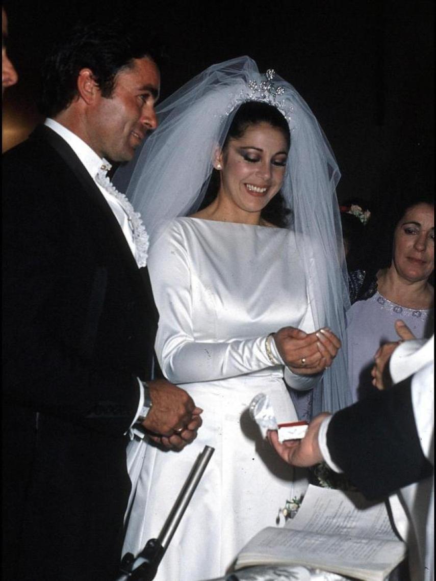 El dí de su boda con Isabel Pantoja.