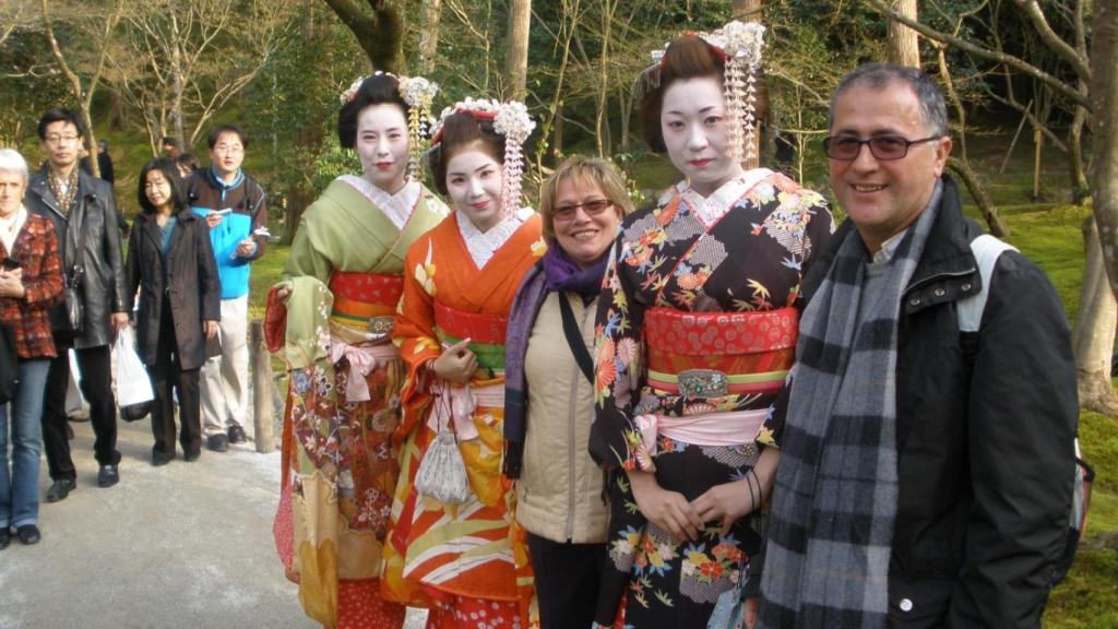 José Luis y Nieves, en Japón.