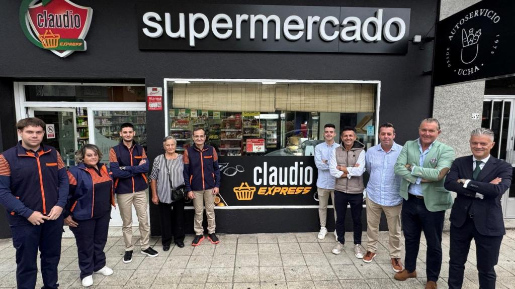 Inauguración del nuevo Claudio Express en Poio.