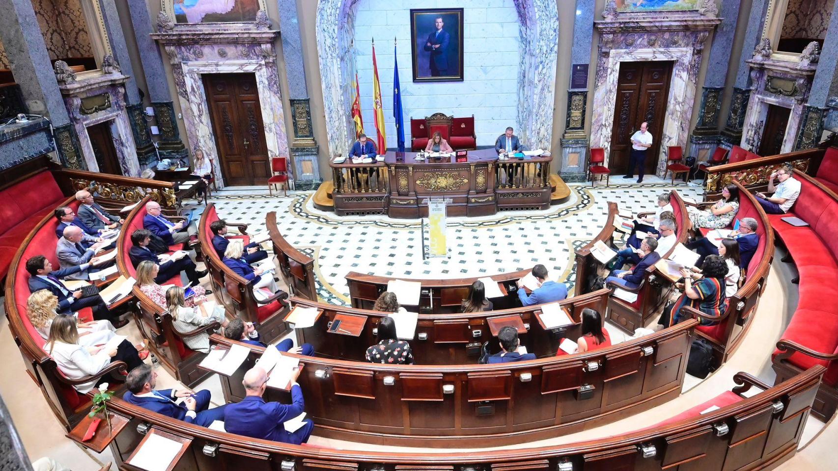 Imagen del Pleno del Ayuntamiento de este miércoles. EE