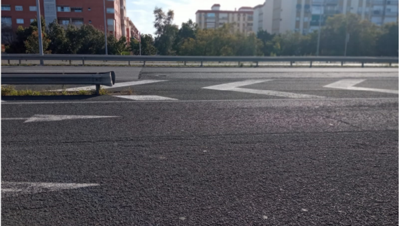 Estado del firme en el Muro de Defensa.