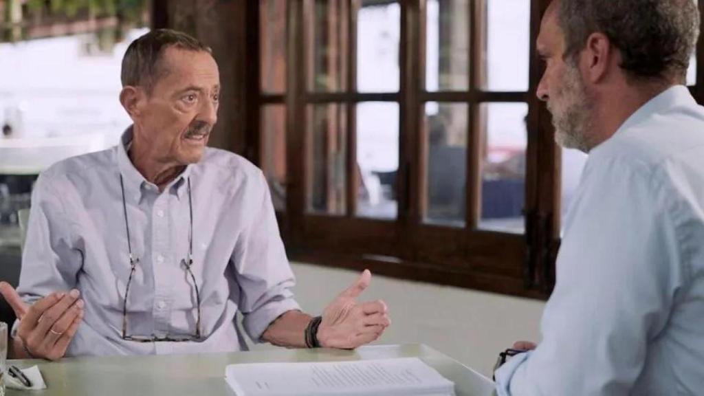 Julián Muñoz, durante su entrevista con Santi Acosta.