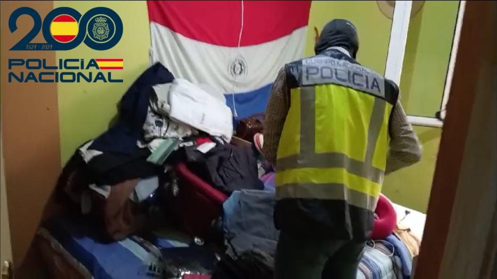 Momento en el que la Policía Nacional entra en la habitación del secuestrado