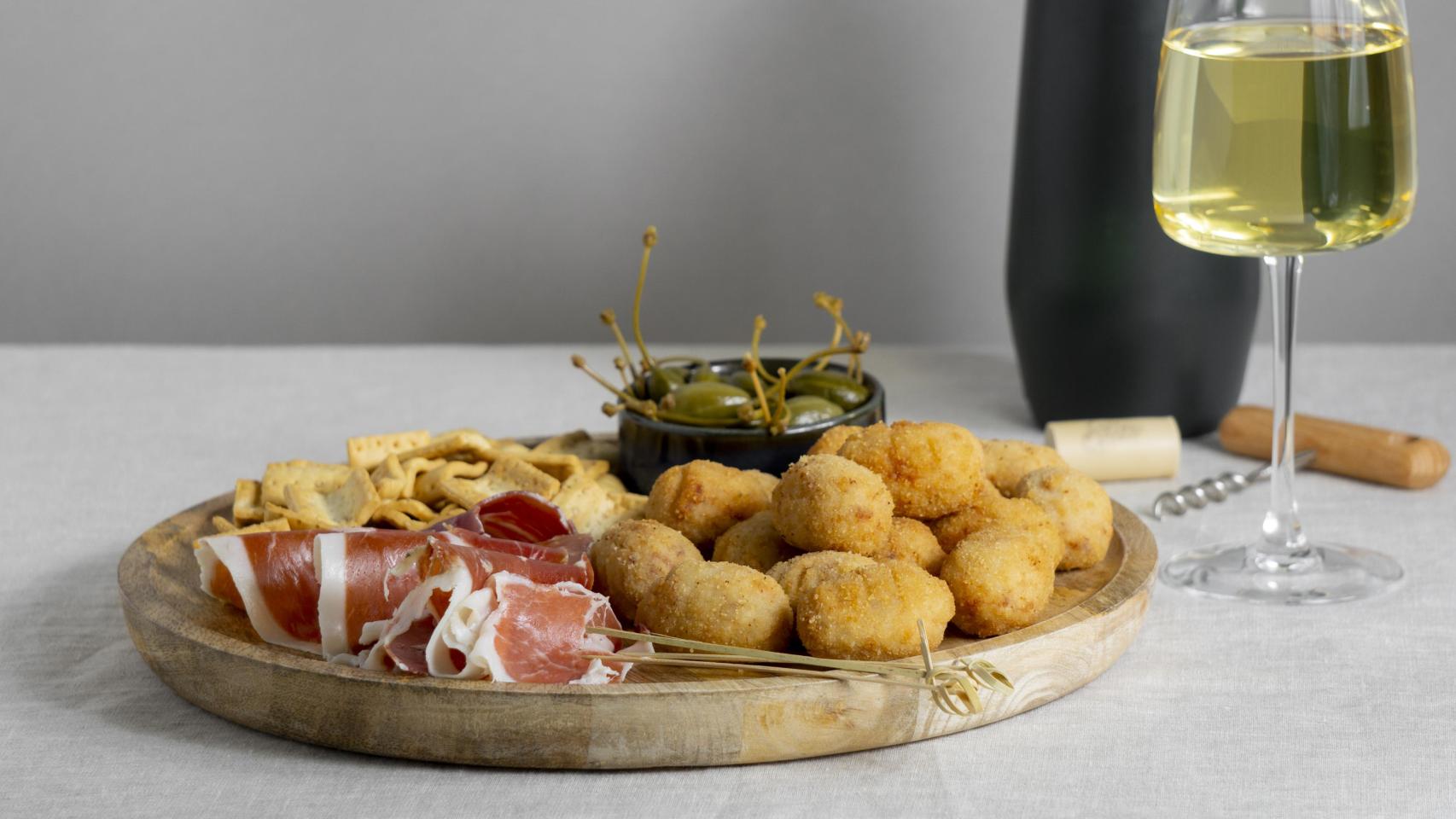 La feria 'gastro' de un pueblo de Córdoba con las mejores tapas, vinos y conciertos gratis de flamenco.