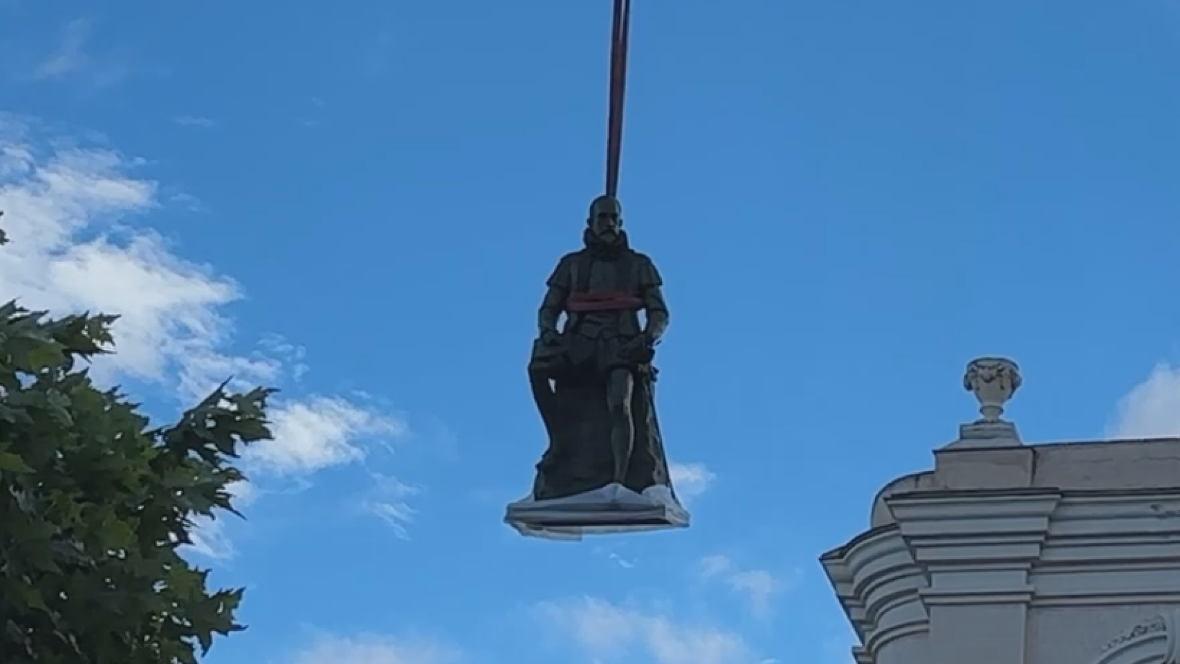 La estatua de Cervantes de Alcalá de Henares.