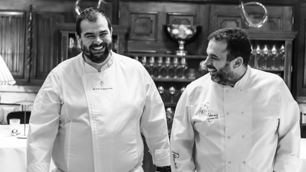 Los chefs y hermanos Juan Carlos y Jonathan Padrón.