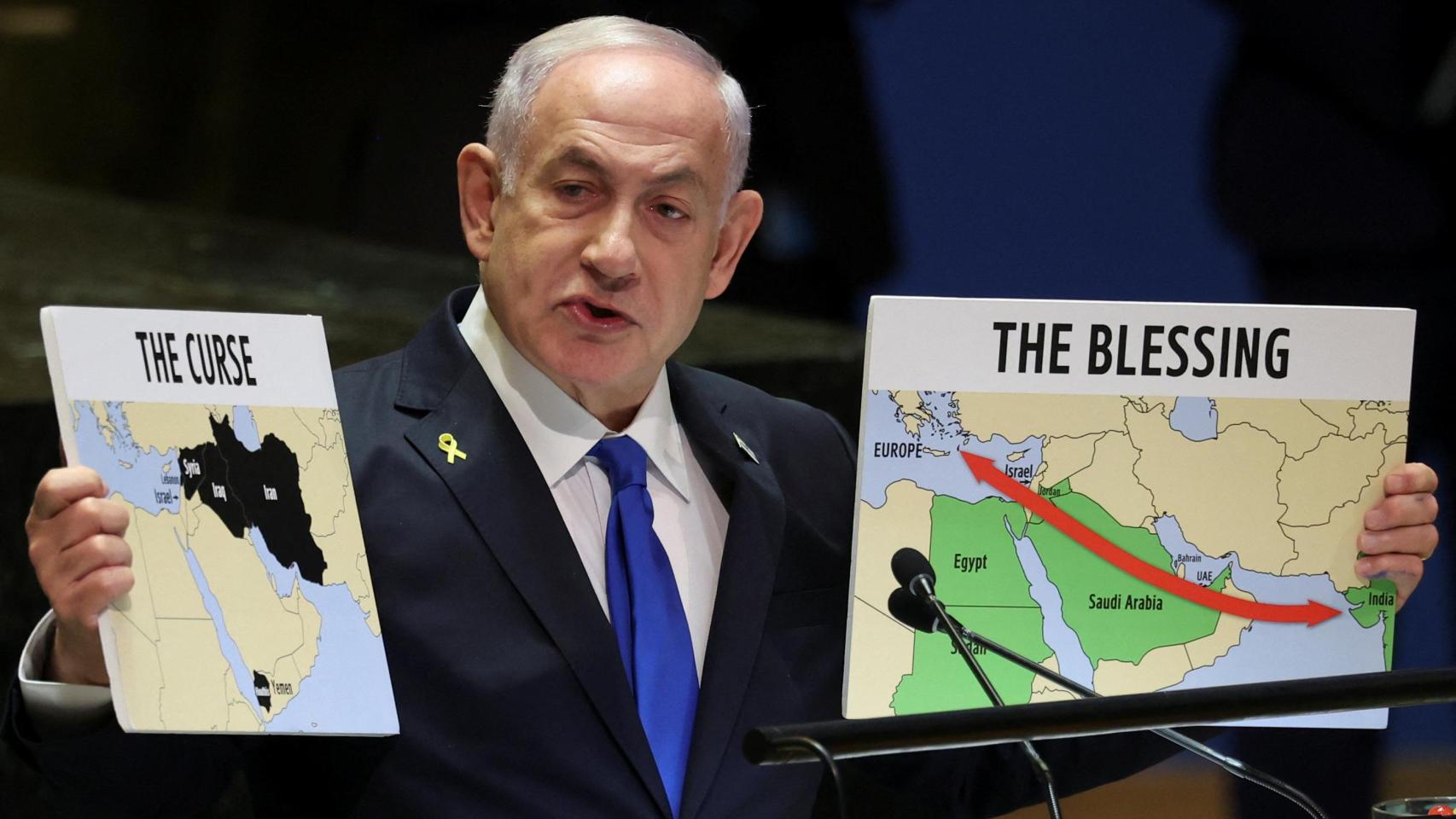 El primer ministro israelí, Benjamin Netanyahu, ante la Asamblea General de la ONU mostrando el mapa de la bendición y el de la maldición.