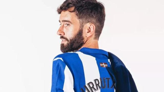 Zuhaitz Gurrutxaga, ex futbolista de la Real Sociedad y autor del libro 'Subcampeón'.