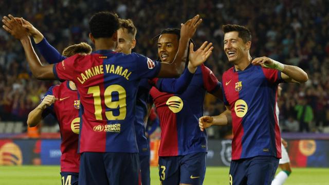 Los jugadores del Barcelona celebran el gol de Lewandowski frente al Getafe.