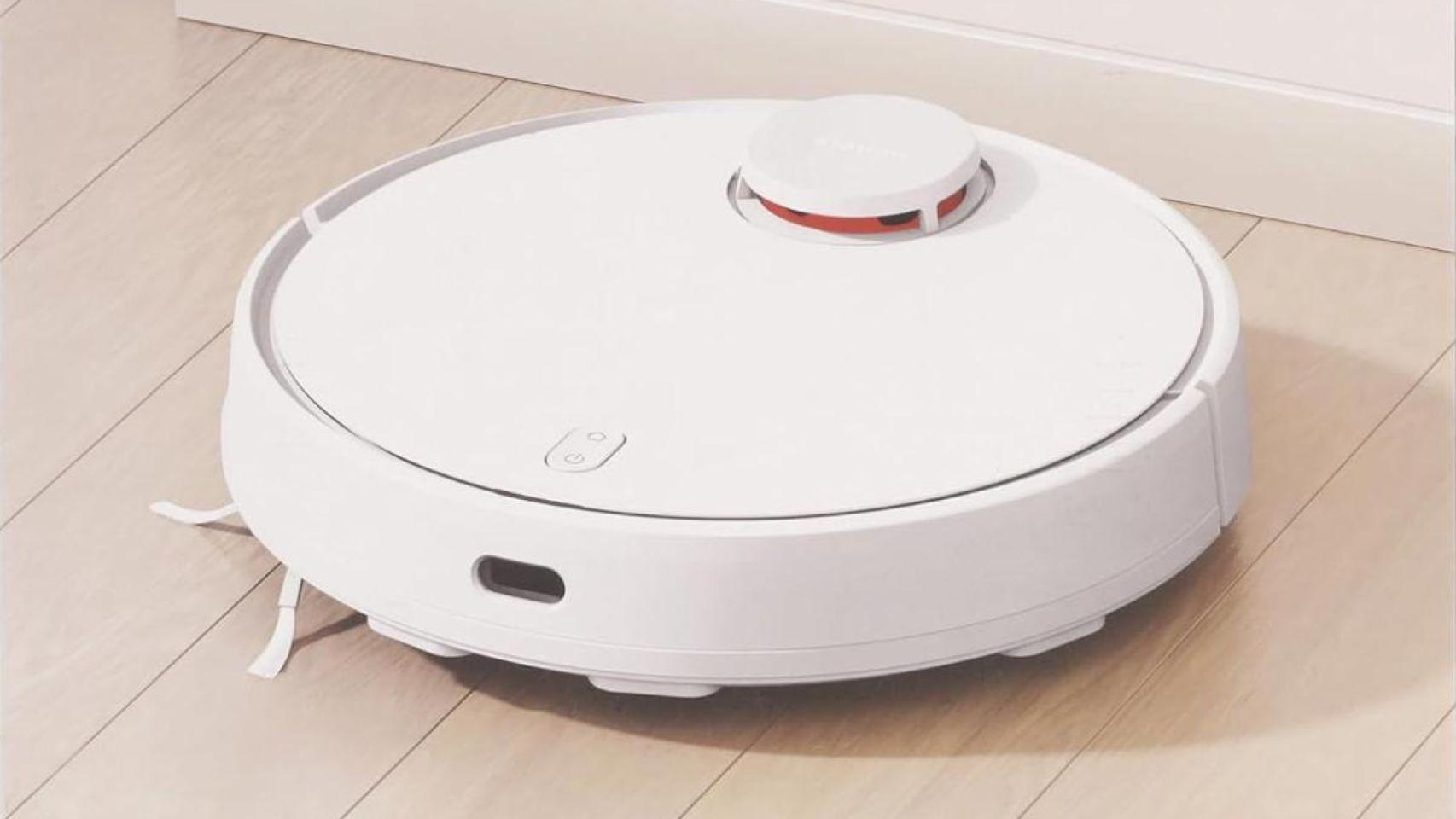 Amazon rebaja a mitad de precio el robot aspirador Xiaomi líder de ventas que limpia tu casa en minutos