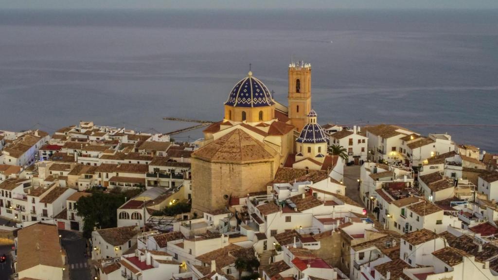 Altea (Alicante) en una imagen de Shutterstock.