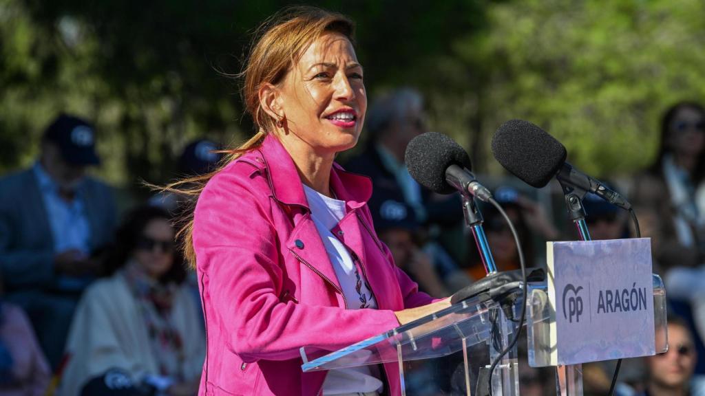 Natalia Chueca en su intervención en el día del afiliado del PP de Aragón.