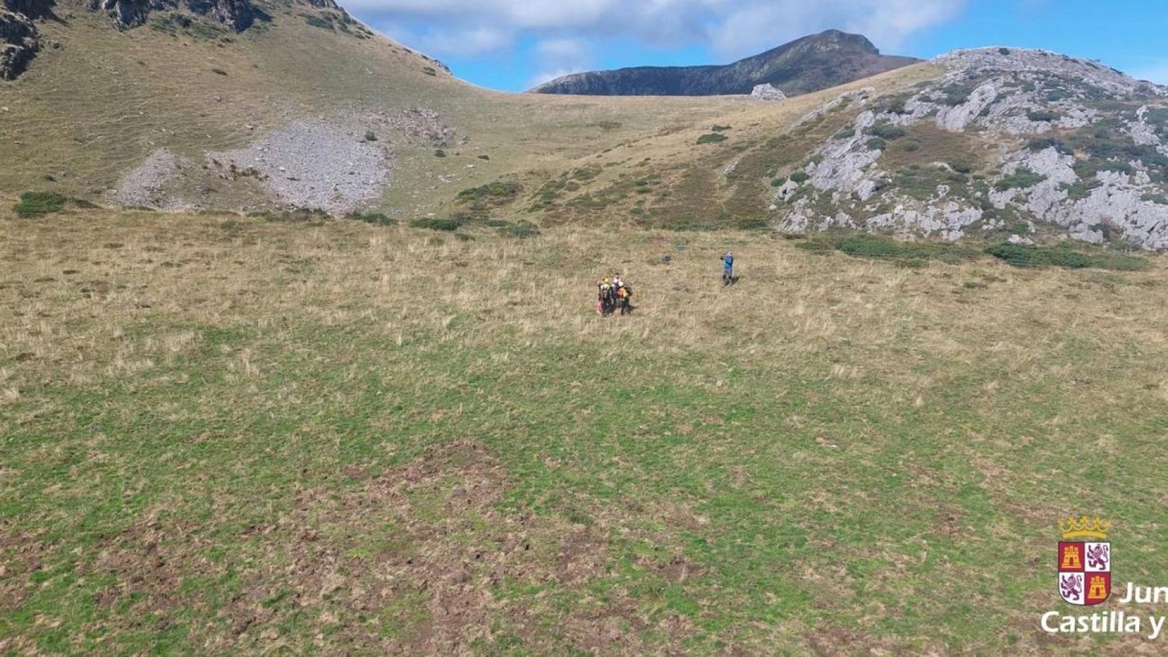 Rescate del corredor lesionado en el  Trail del Mampodre