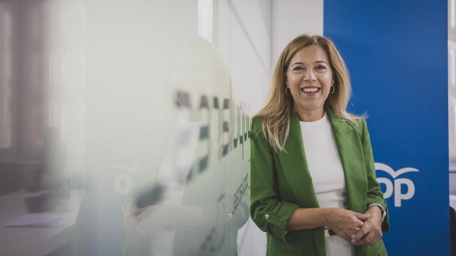 Ana Alós, vicesecretaria de Igualdad, Conciliación y Política Social del PP, en su despacho.