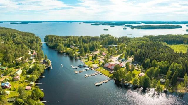 Vista del embarcadero de Oravi, en Finlandia.