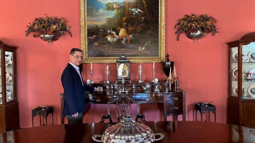 Jose Andrés en el comedor del Palacio de Monterrey.