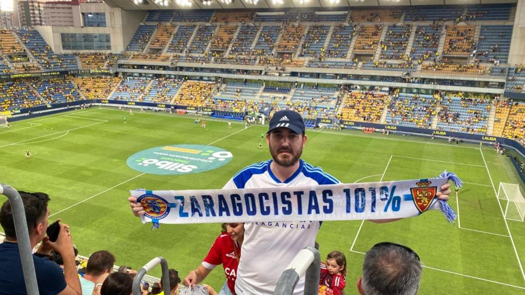 José Manuel Fábregas en un desplazamiento del Real Zaragoza.