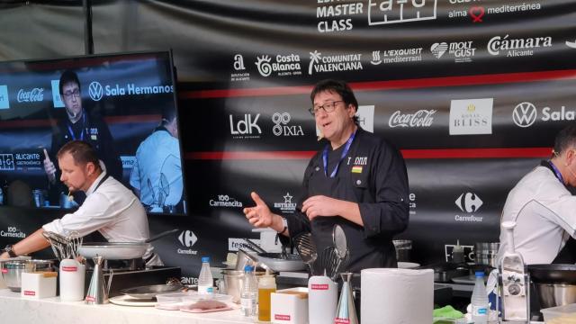 Tres ganadores del concurso de la mejor tortilla de España: Pedro Román, Carlos Olabuenaga y Alberto Ponte.