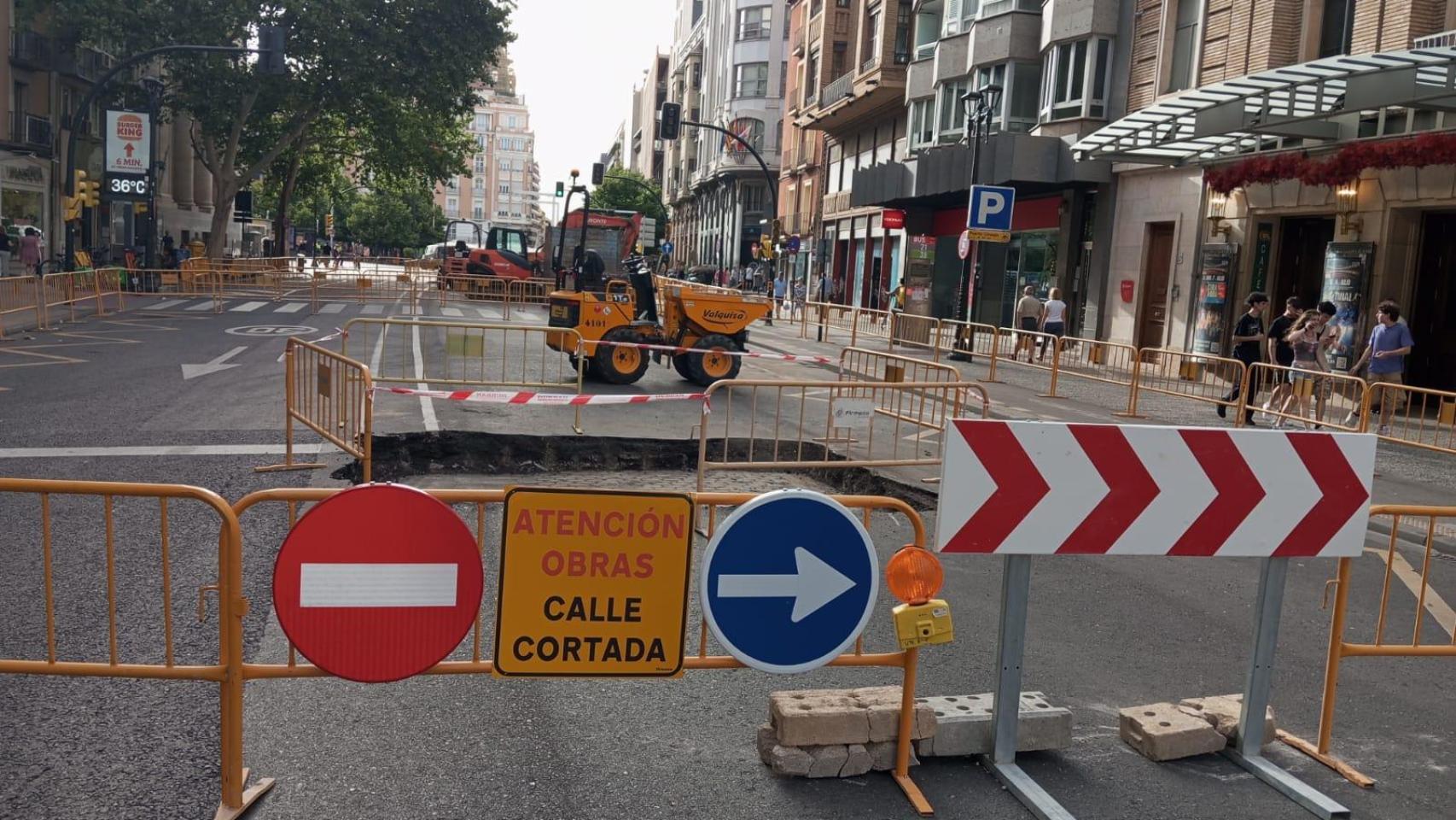 Calle del Coso en Zaragoza, cortada. Imagen de Archivo.