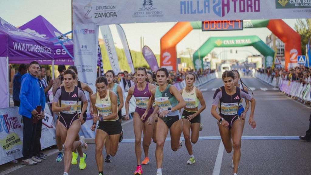 Salida de la MillaZa femenina de Toro