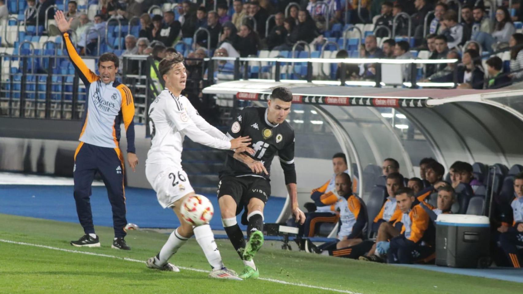 Un lance del partido del pasado sábado ante el Real Madrid Castilla.