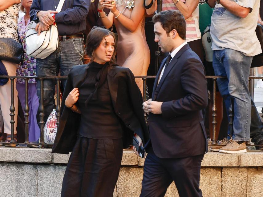 Felipe y Victoria de Marichalar en la misa funeral en recuerdo de Juan Gómez-Acebo el pasado 8 de septiembre.