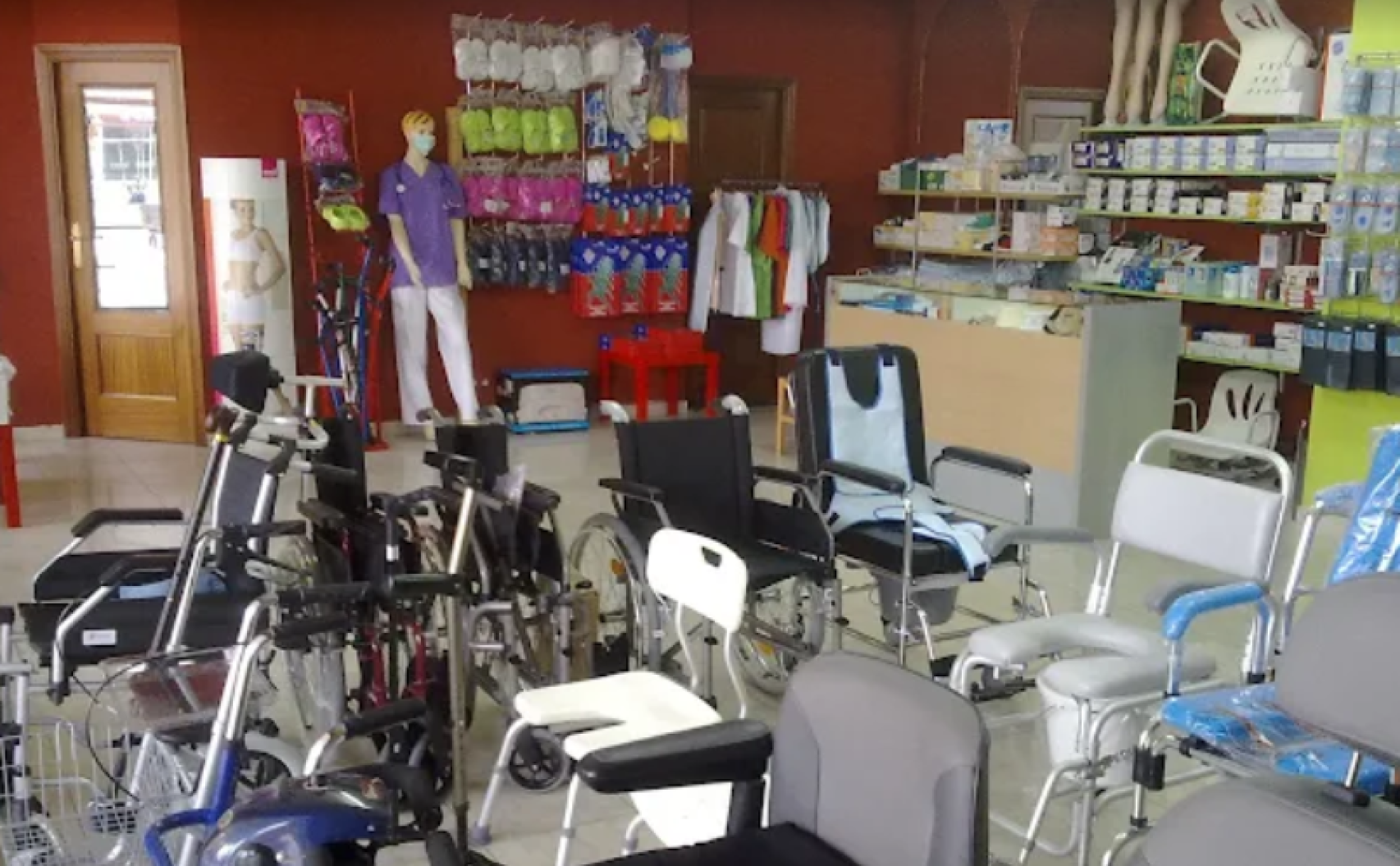 Imagen del interior de la Ortopedia Bazar Zalosa