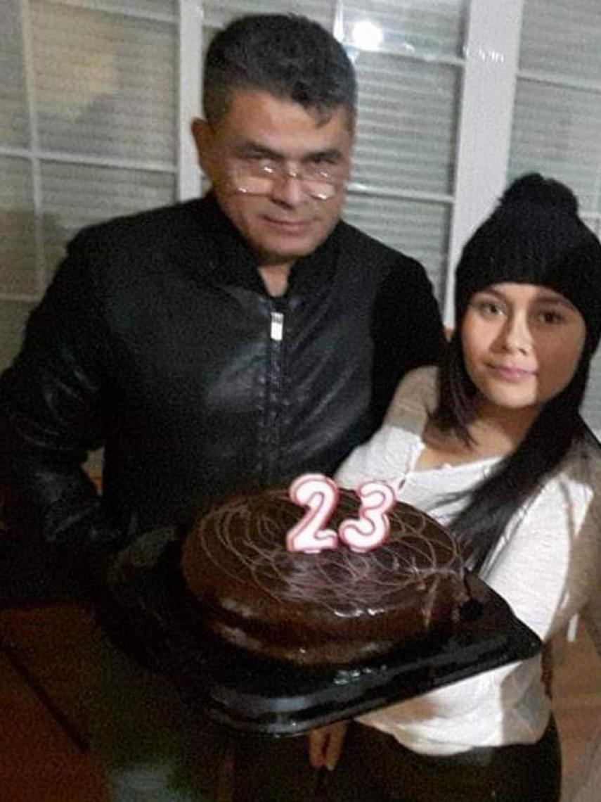 Jairo, junto a su hija, Leidy Paola, celebrando su 23 cumpleaños.